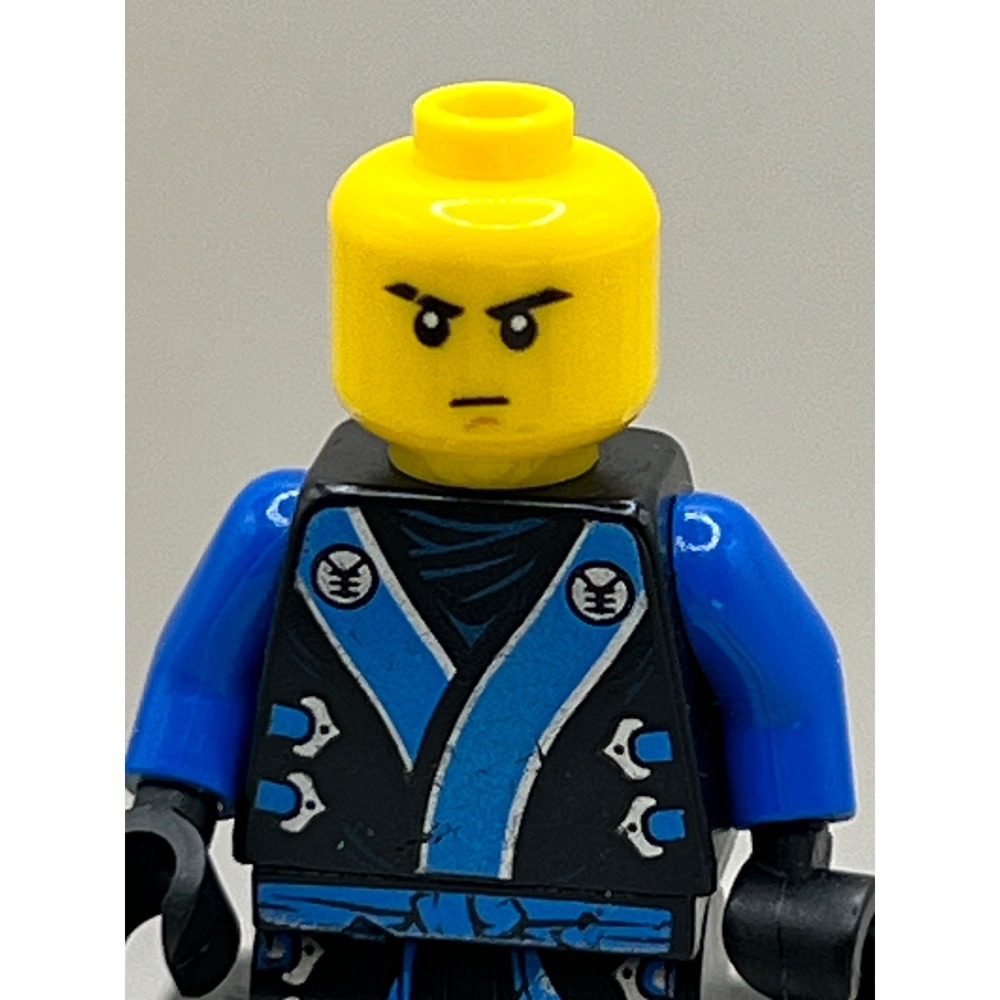 LEGO Ninjago Jay Minifigure Blue Ninja with Gold Katanas and Accessories - Picture 5 of 7